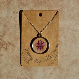 PINK-STRIPED WILDFLOWER NECKLACE